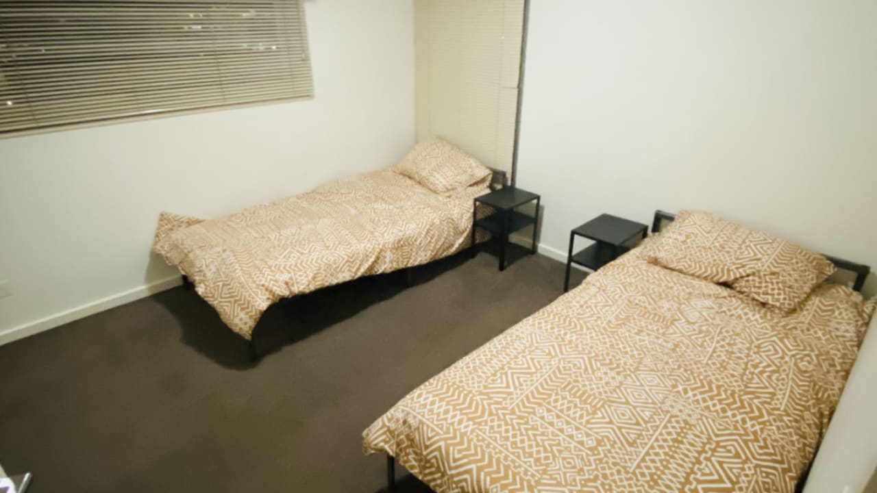 Furnished room in a flatshare