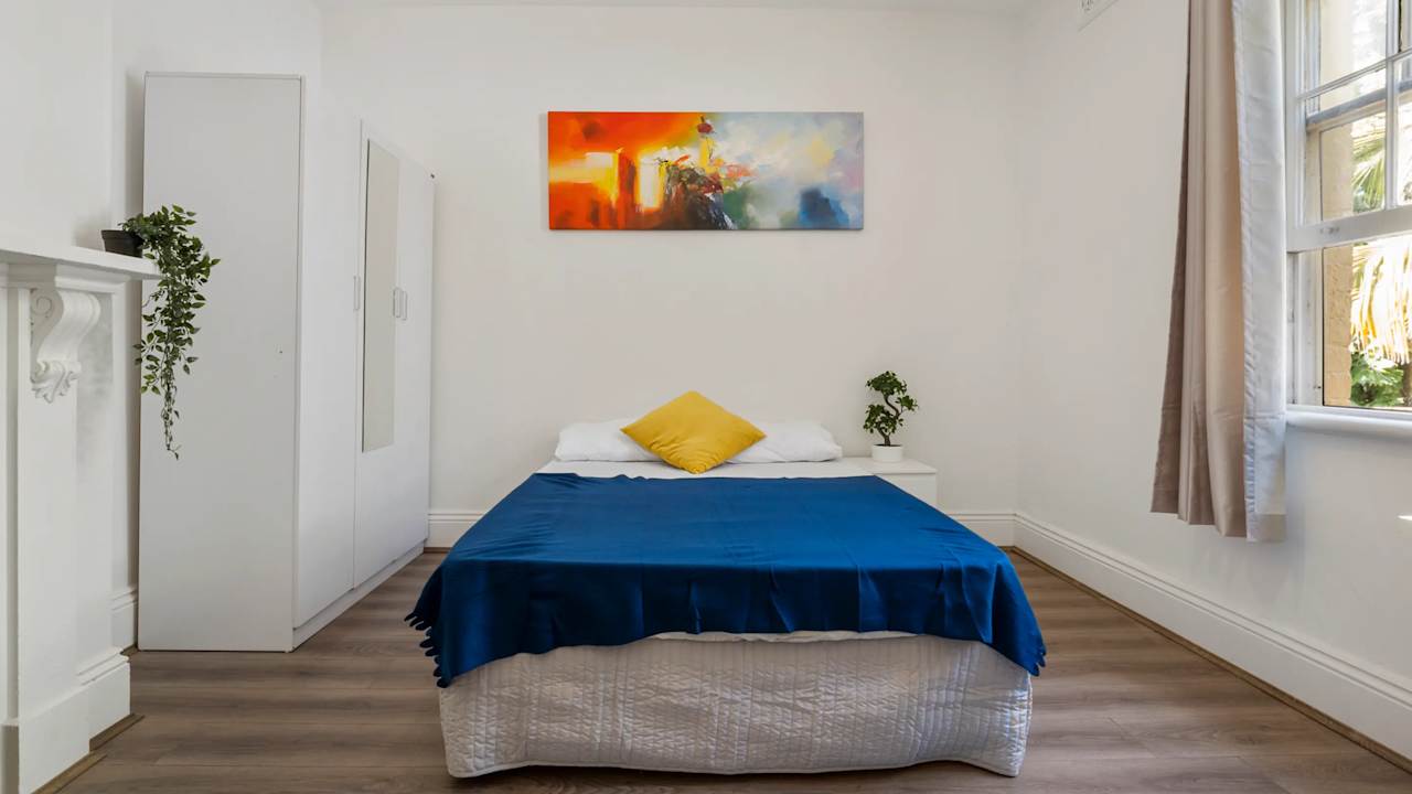 Furnished room in a share house
