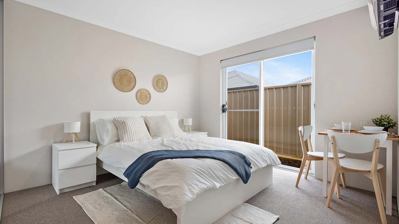 Furnished room with ensuite in a share house