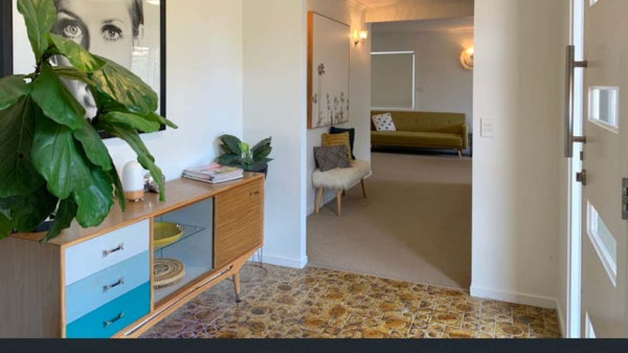 Unfurnished room with own bathroom
