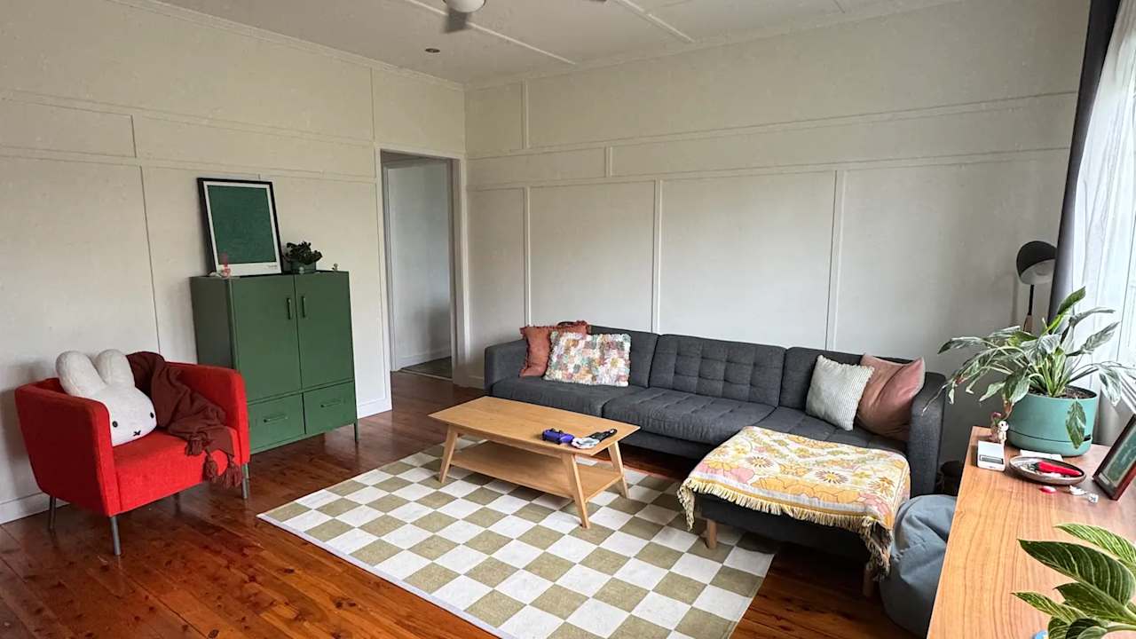 Unfurnished room in a share house