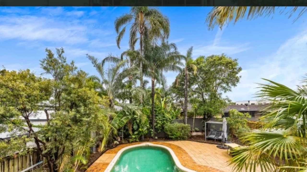 Whole property with 4 rooms for rent
