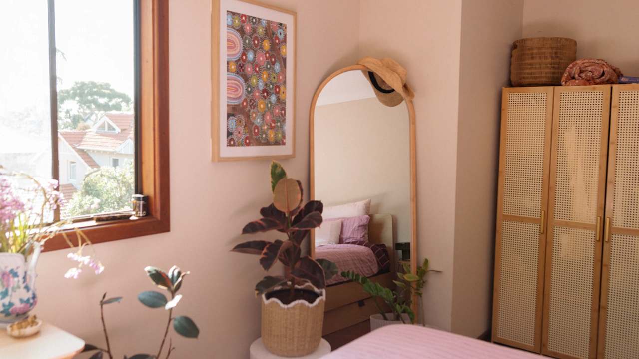 Unfurnished room in a share house