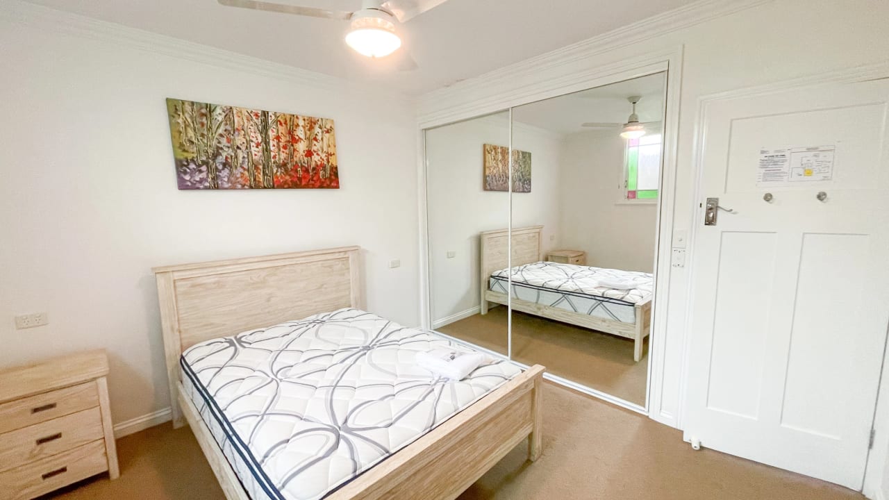 Furnished room in a share house