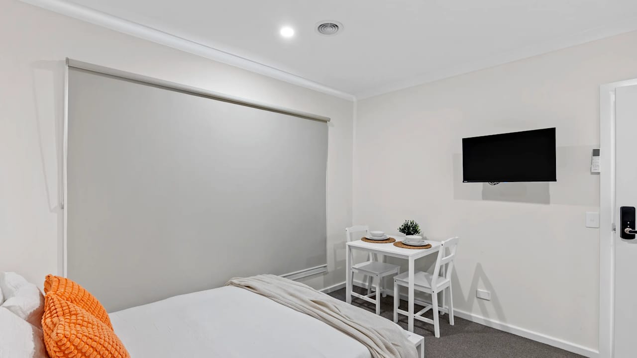 Furnished room with ensuite in a share house