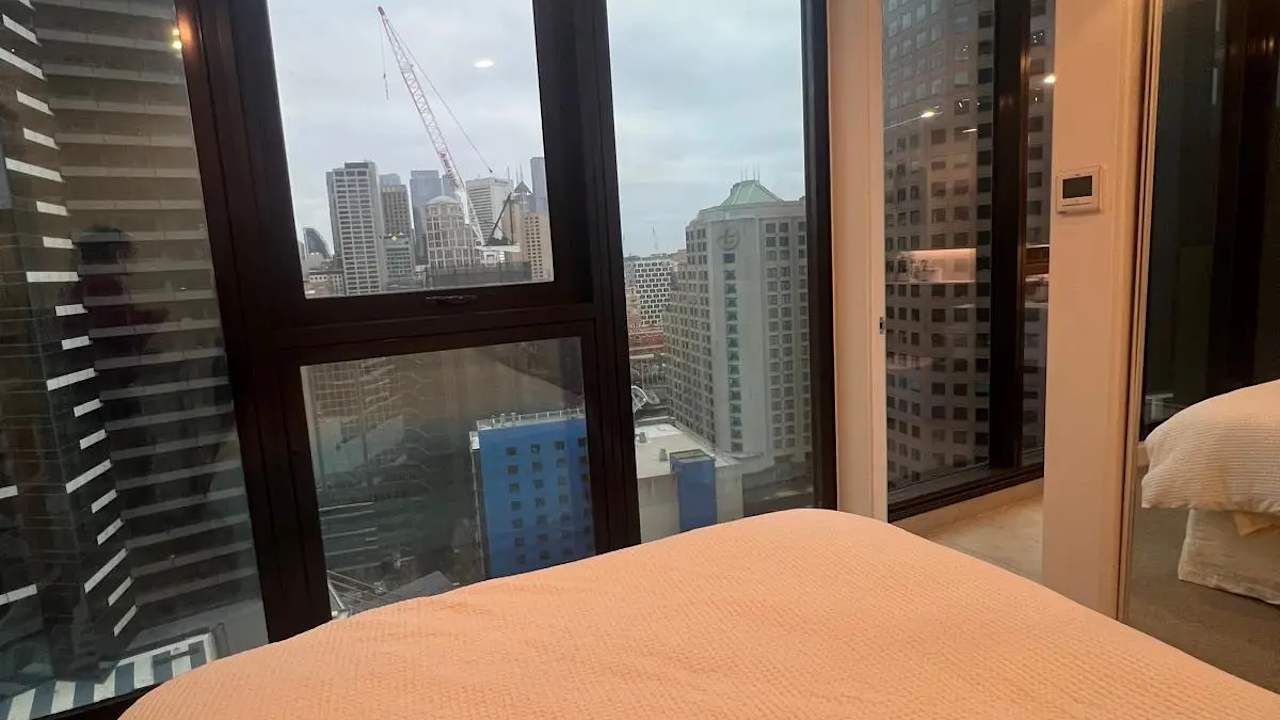 Furnished room with ensuite in a flatshare