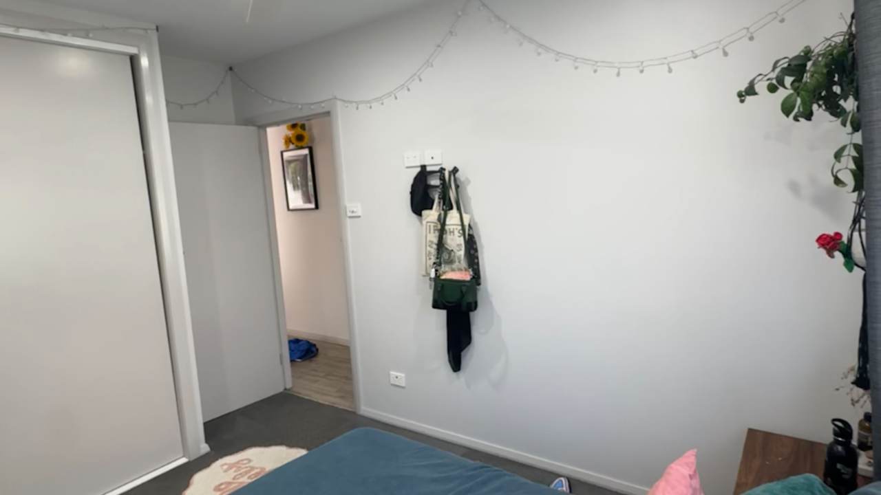 Unfurnished room in a share house