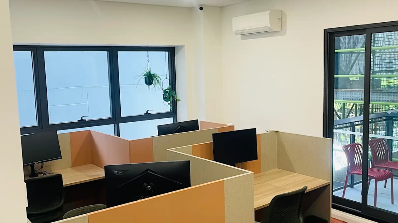 Furnished room with own bathroom