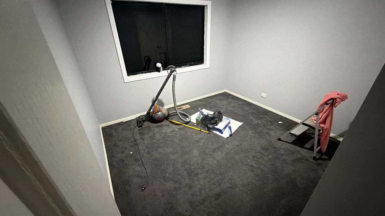 Unfurnished room with own bathroom