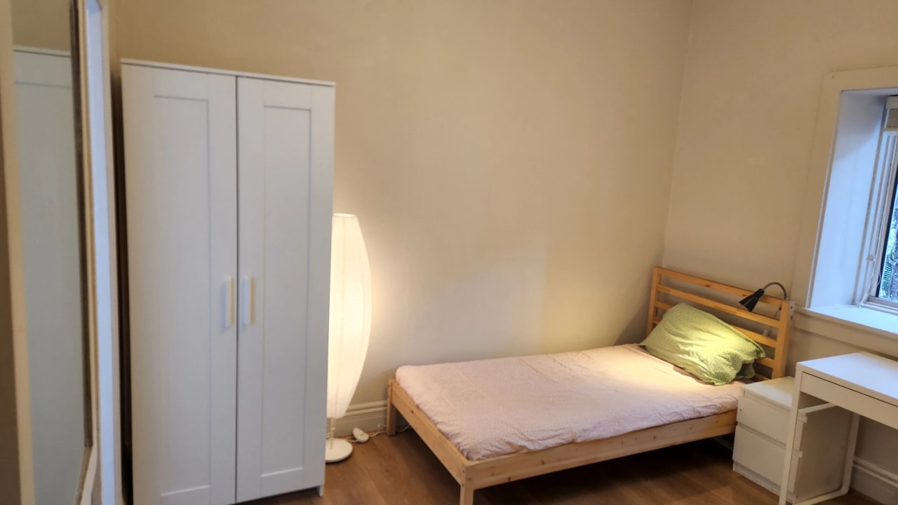 Furnished room with own bathroom