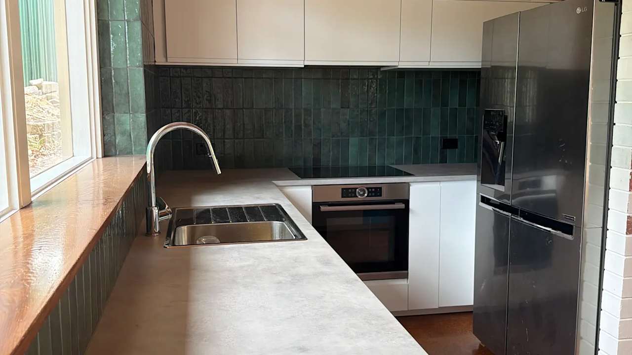 Room in a share house