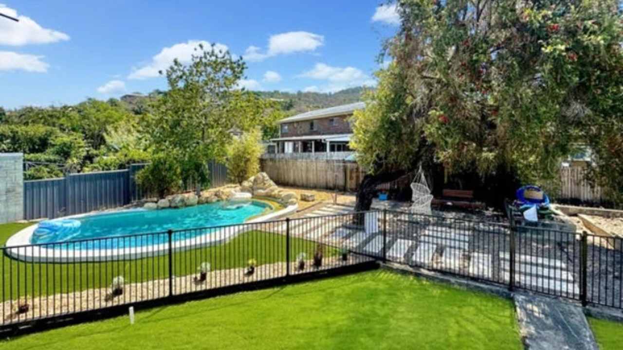 Room in a share house