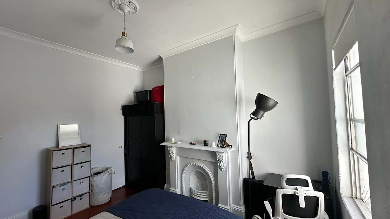 Unfurnished room in a share house