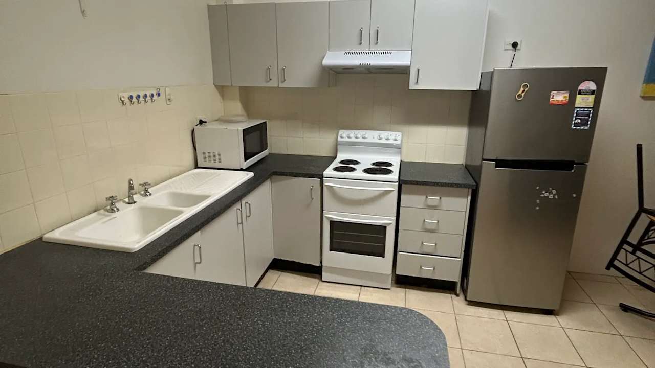 Whole property with 2 rooms for rent