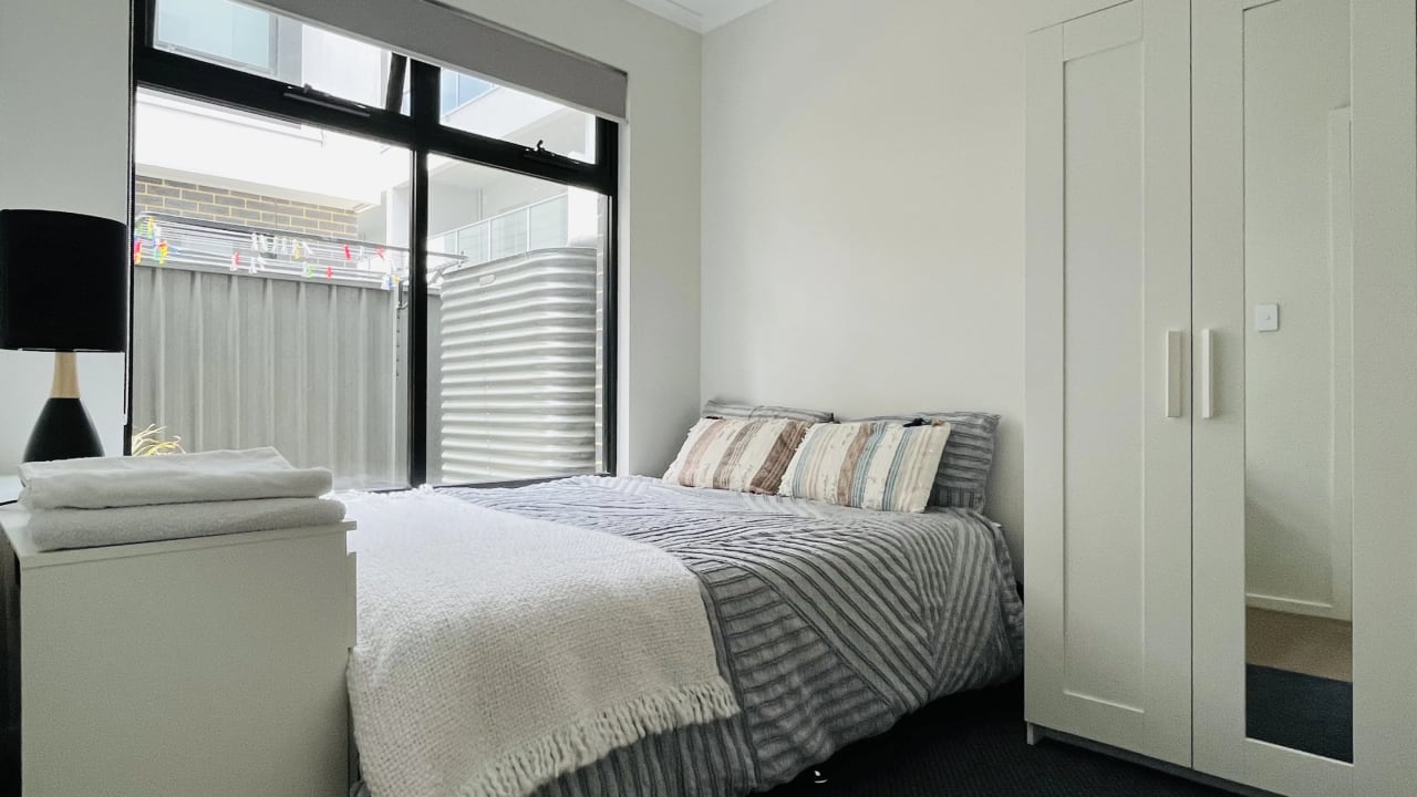 Furnished room with own bathroom