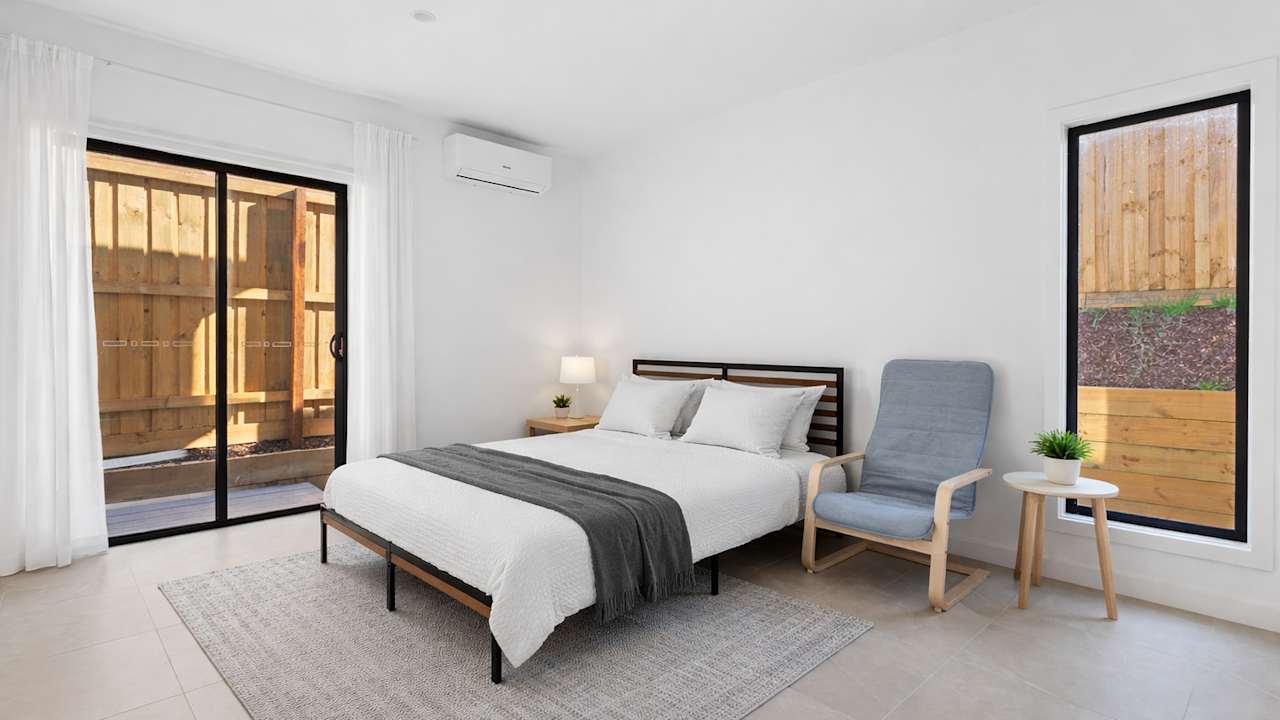 Furnished room with ensuite in a share house