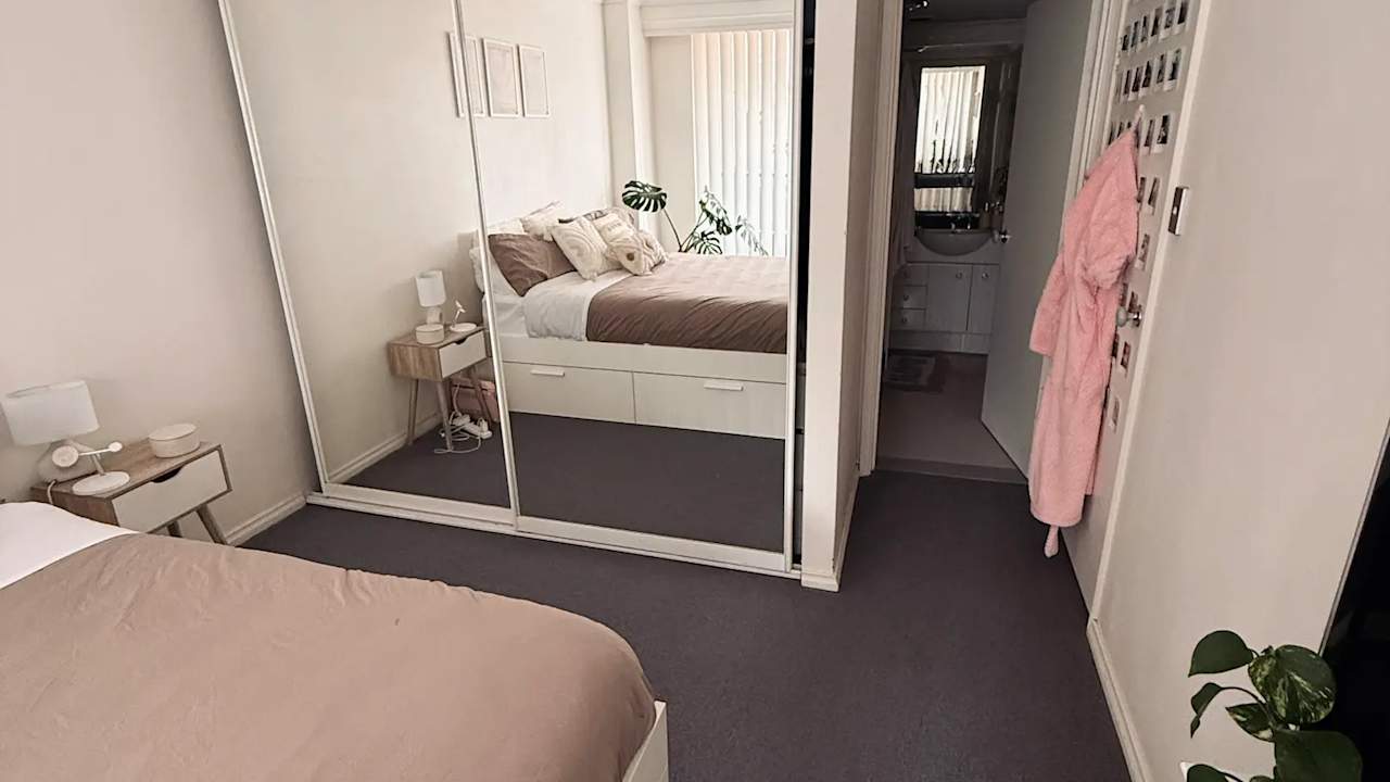 Furnished room with own bathroom