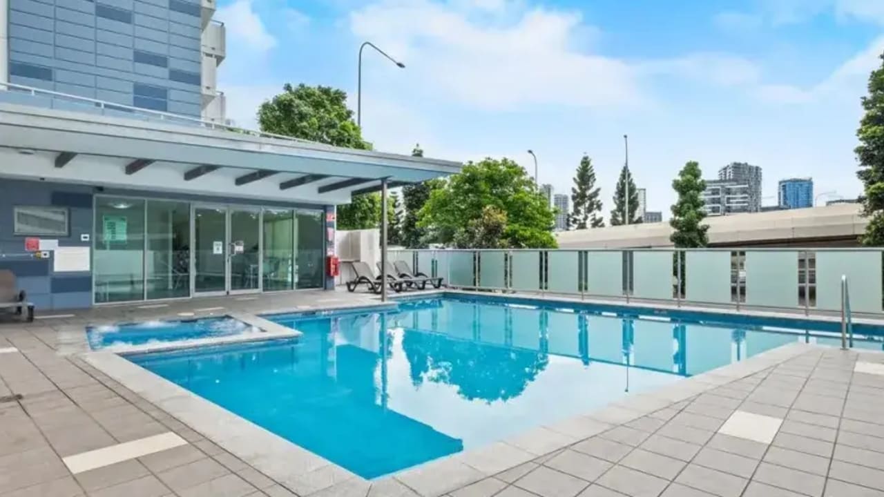 Furnished room in a flatshare