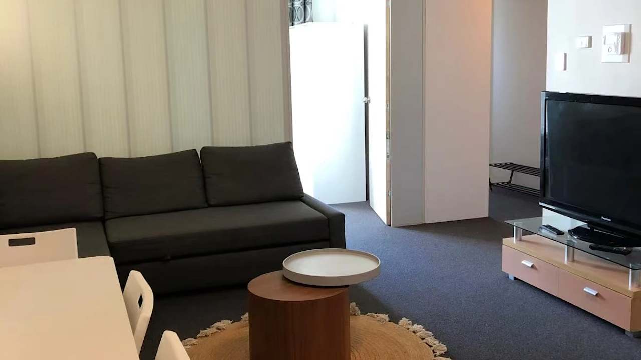 Whole property with 2 rooms for rent