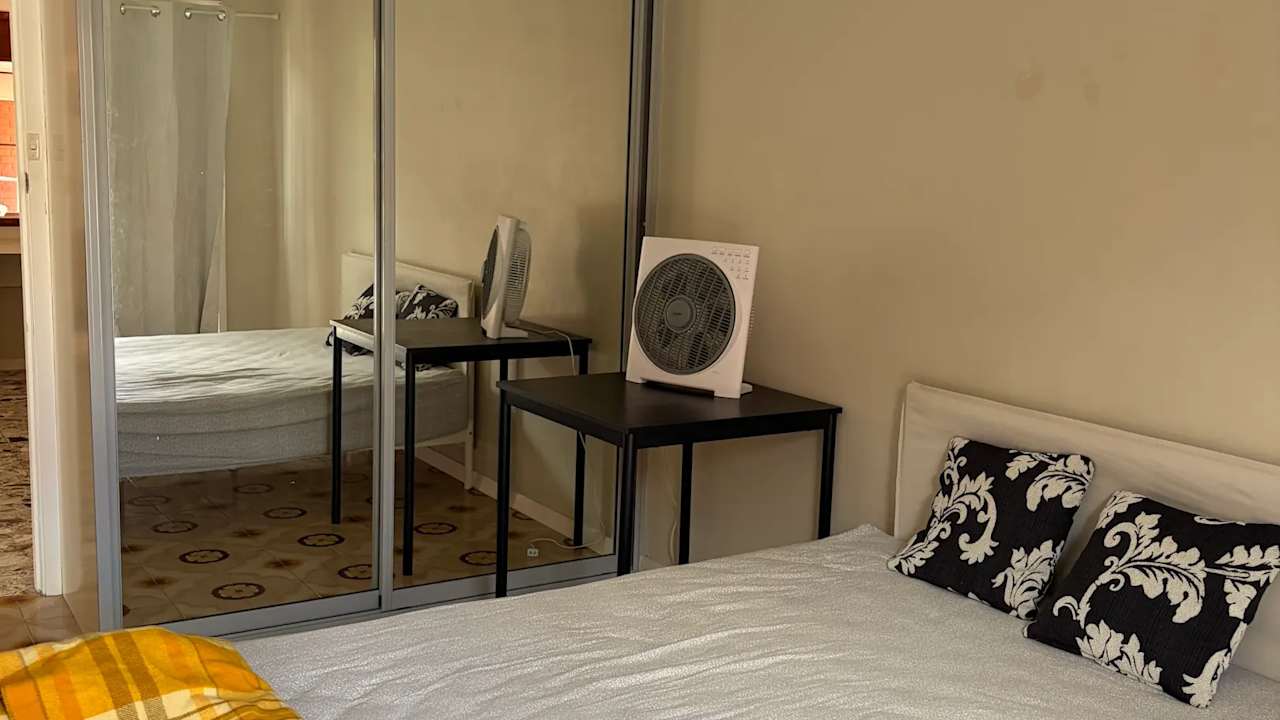 Whole property with 2 rooms for rent