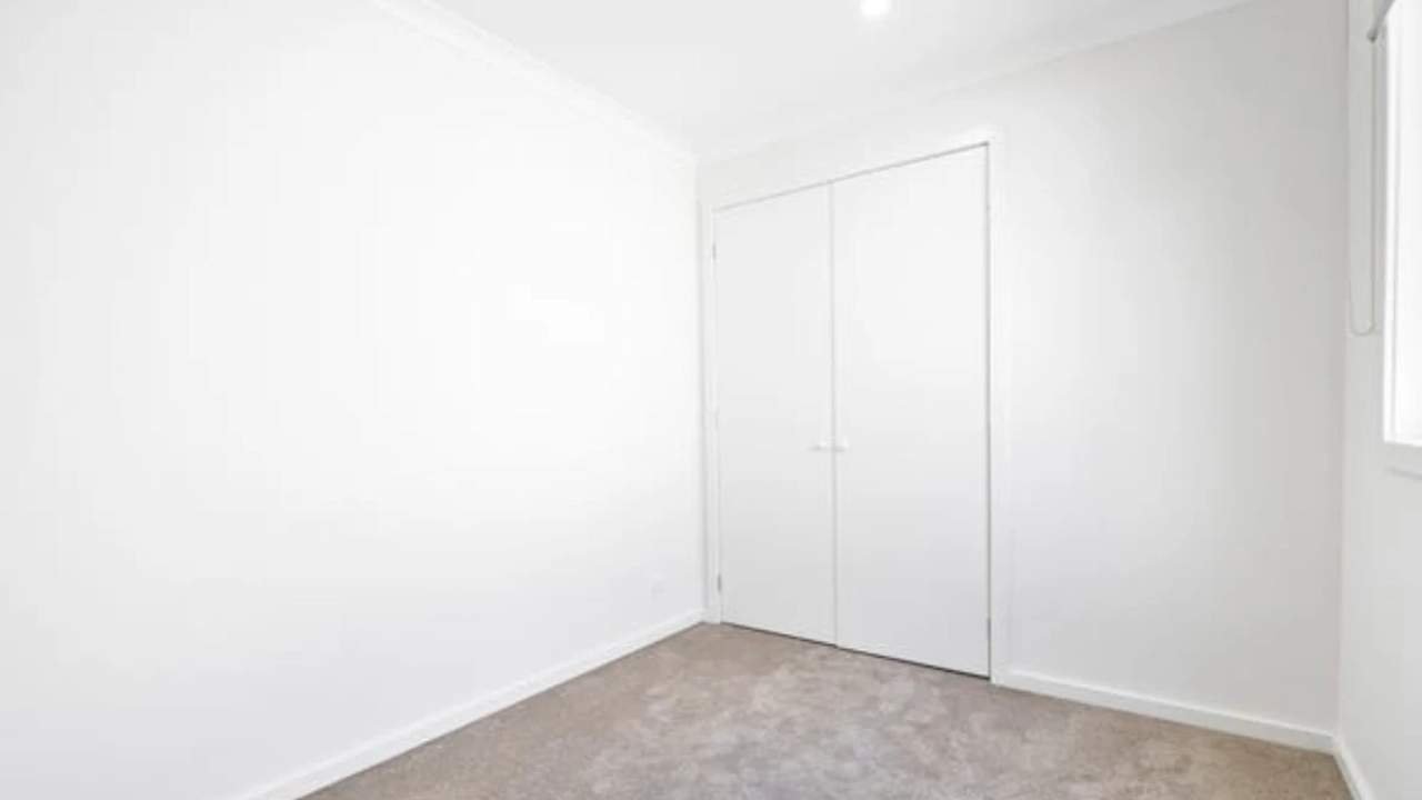 Unfurnished room in a share house