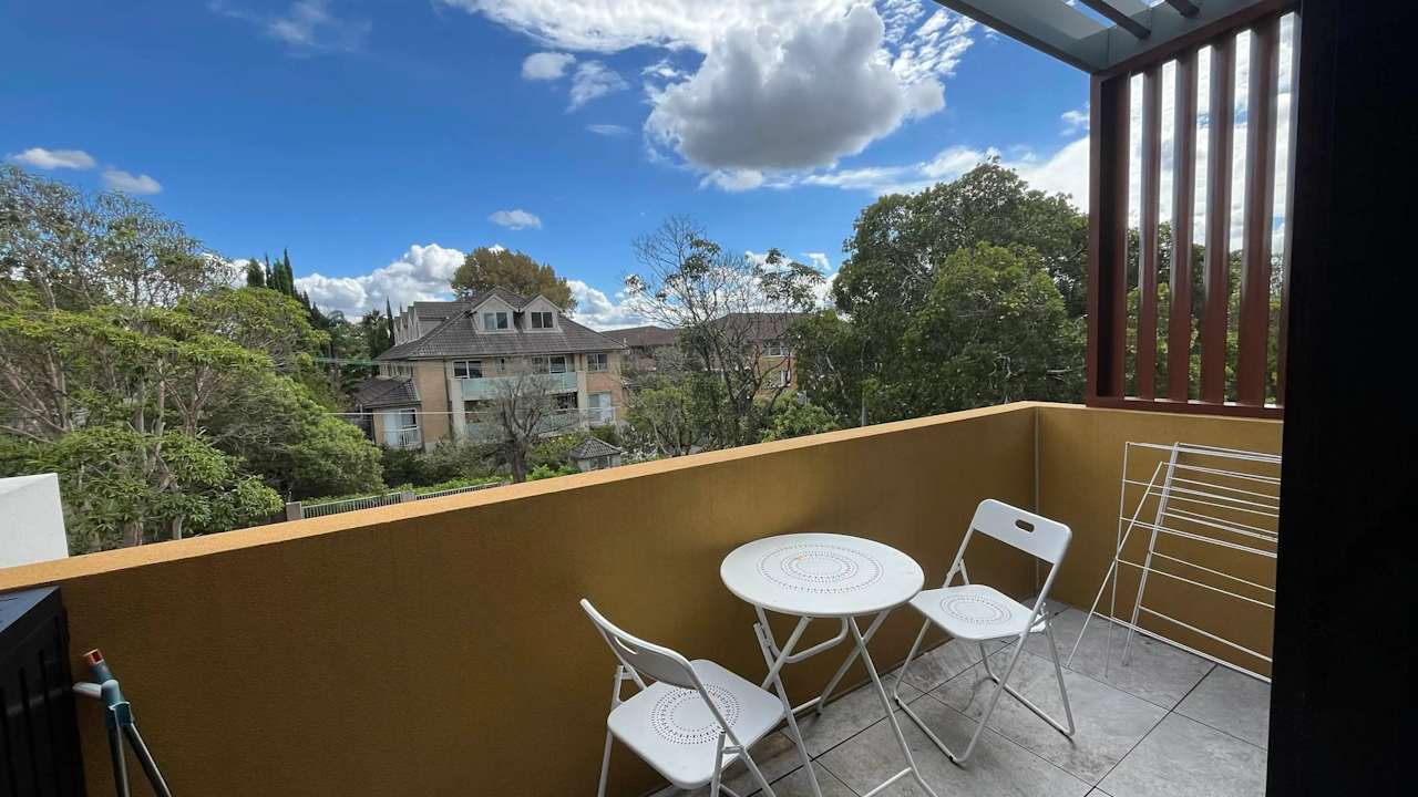 Furnished room studio flat for rent