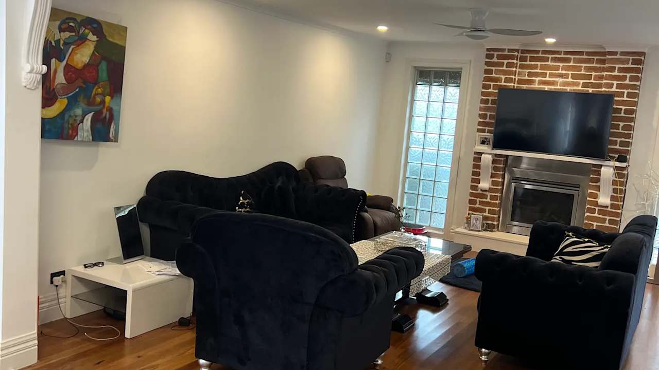Furnished room in a share house