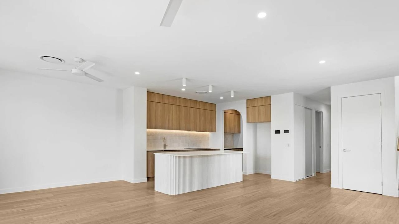 Unfurnished room in a share house