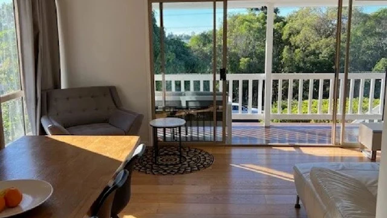 Room in a share house