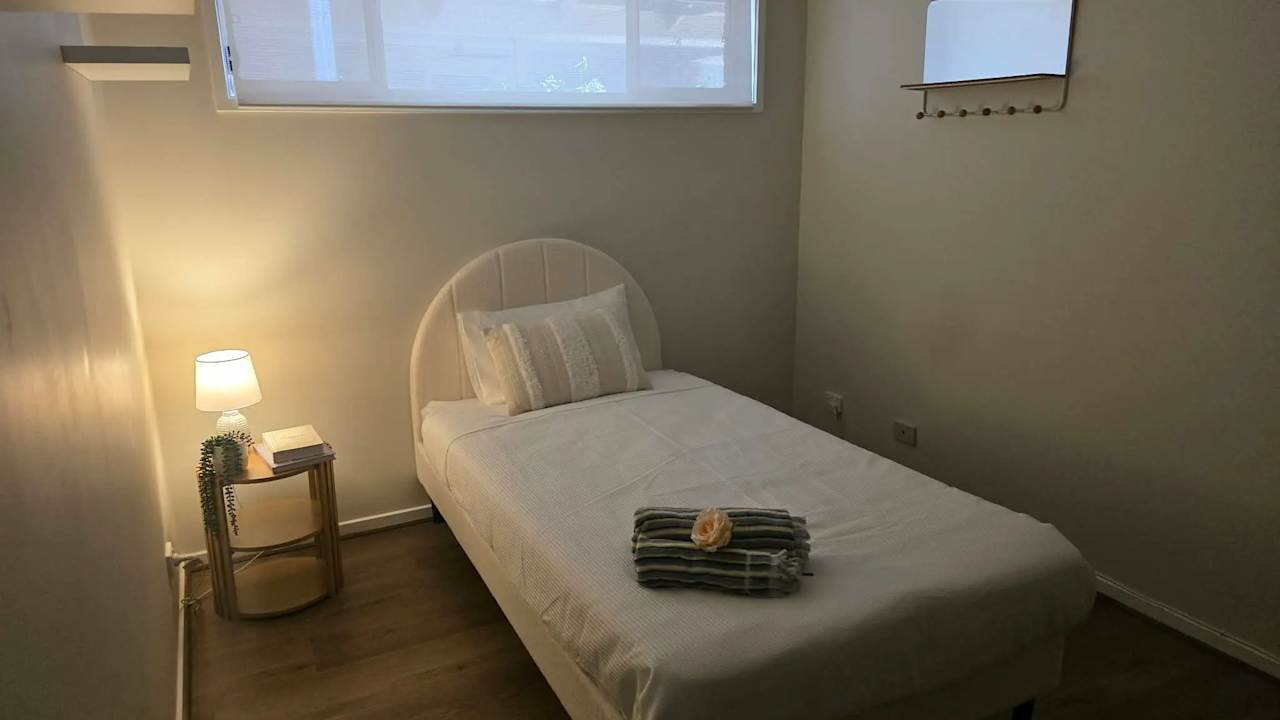 Furnished room with own bathroom