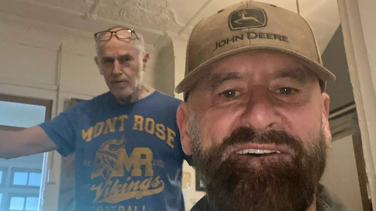 Furnished room with own bathroom