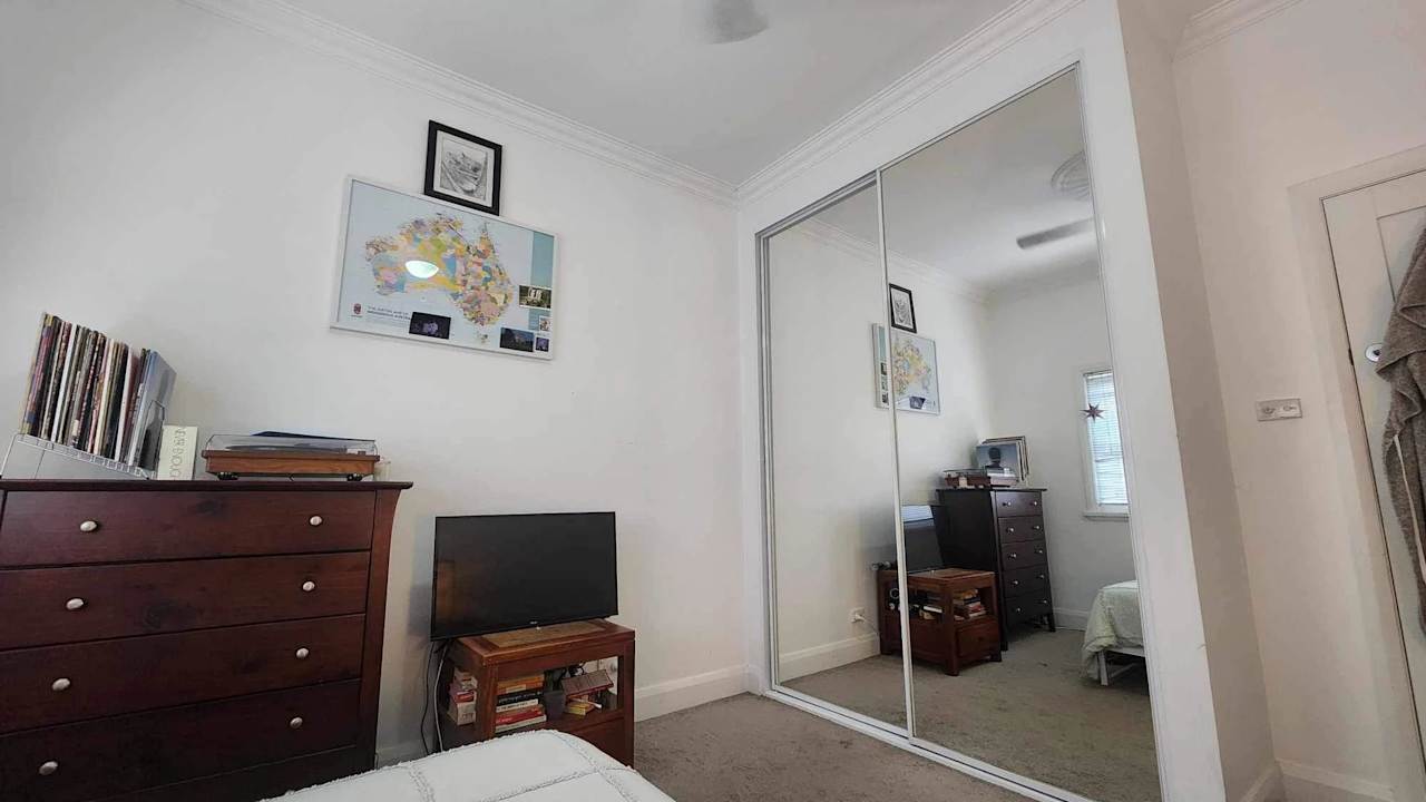 Unfurnished room in a share house