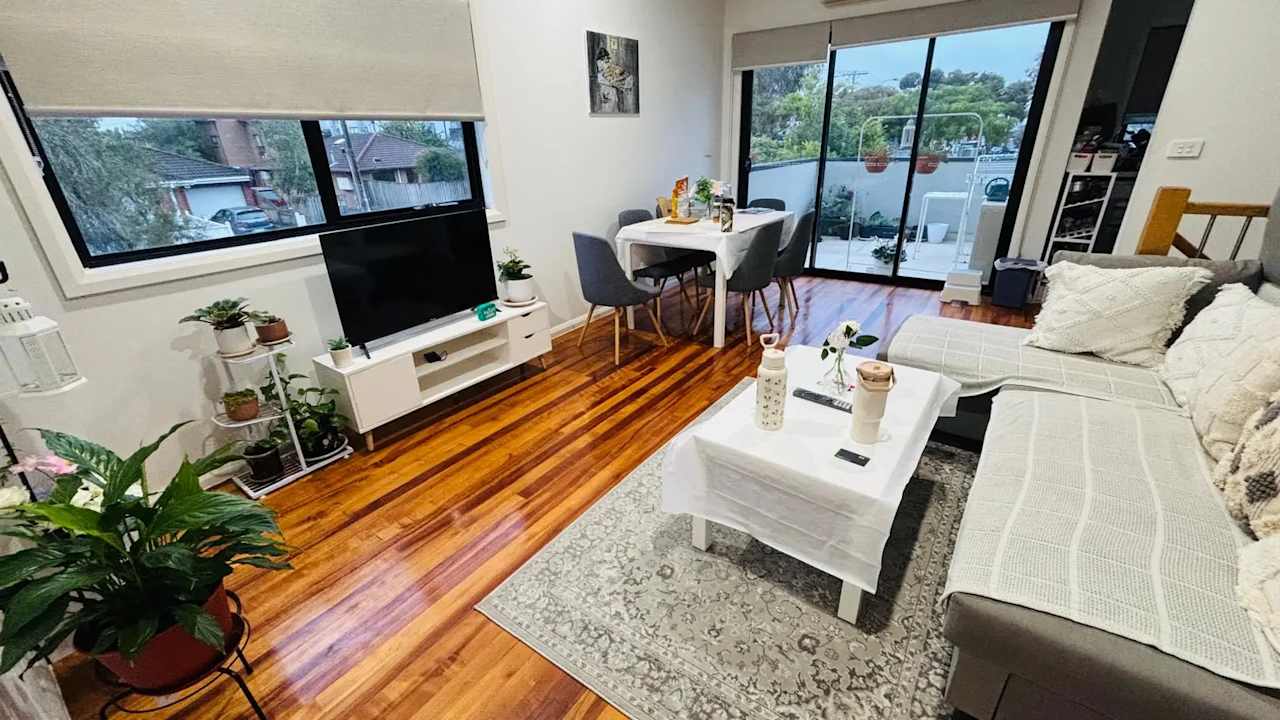 Furnished room with ensuite in a share house