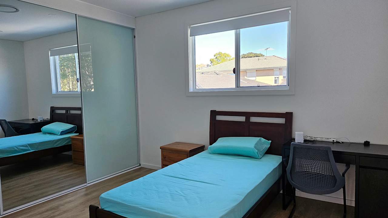 Furnished room in a share house