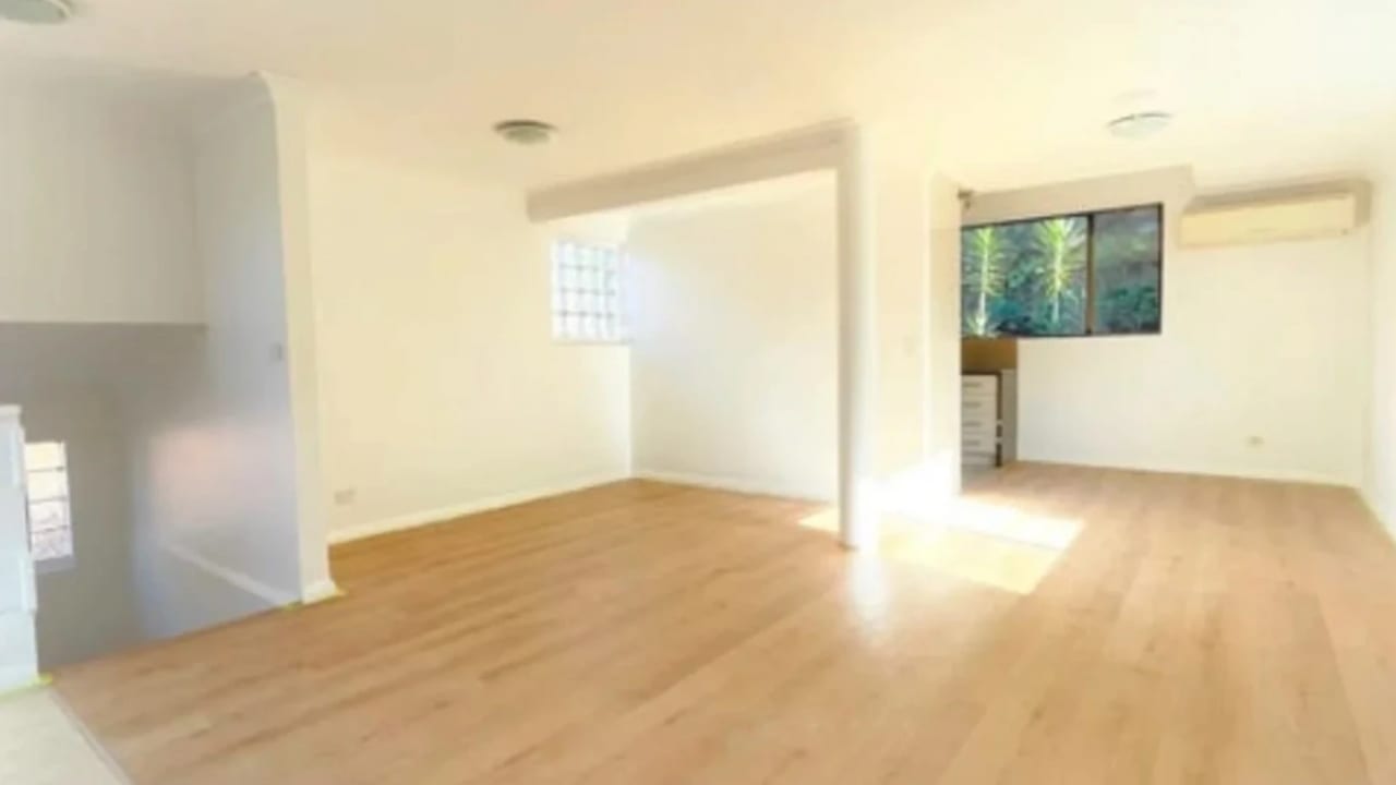 Unfurnished room in a share house