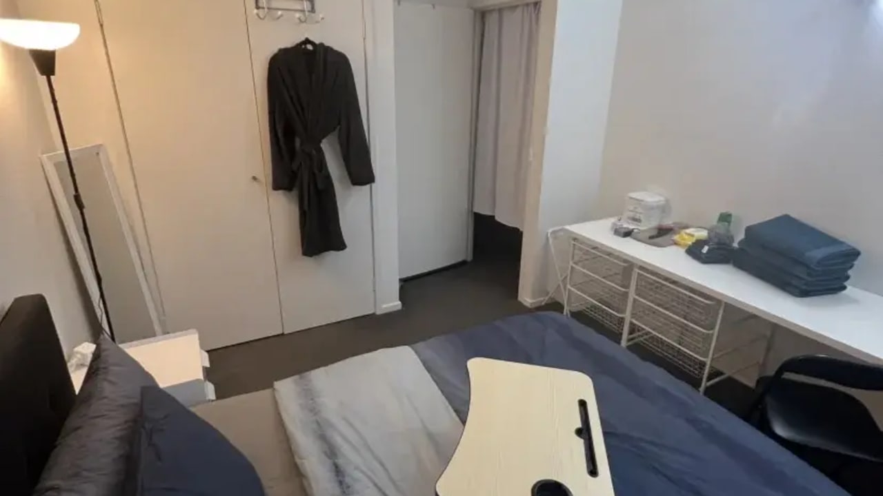 Furnished room in a flatshare