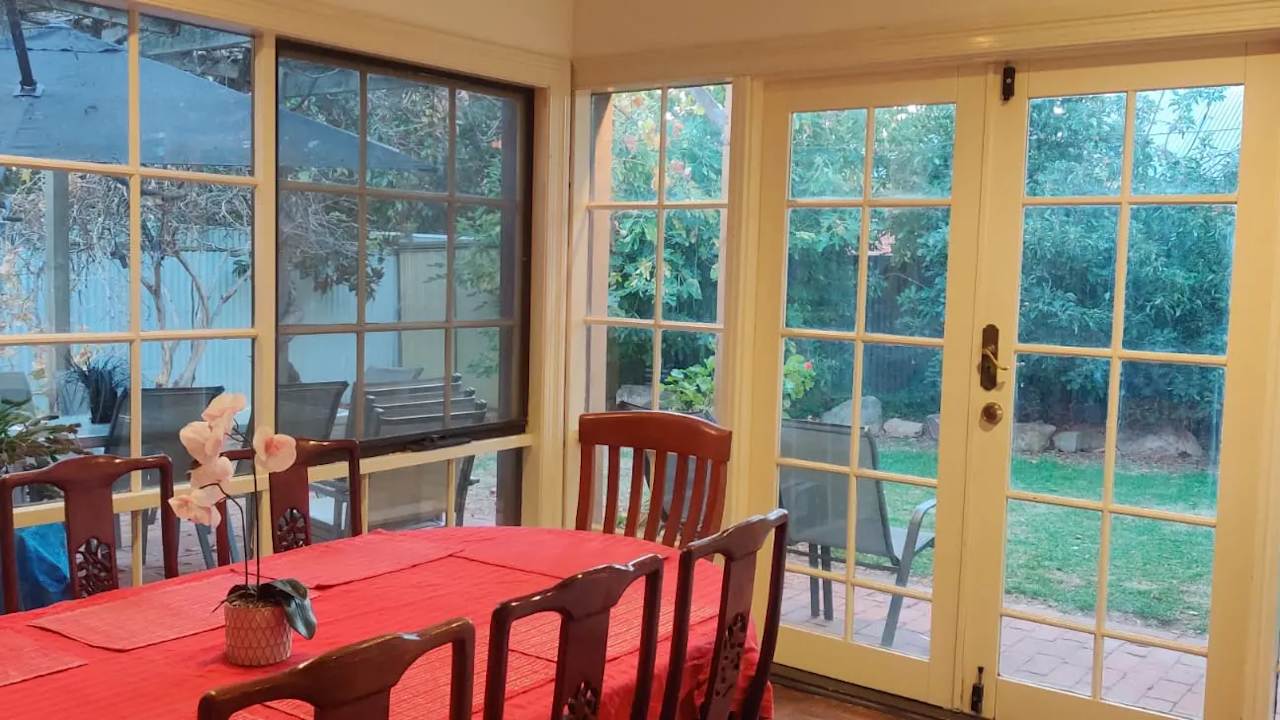 Room in a share house