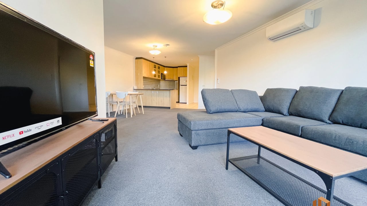 Furnished room with own bathroom