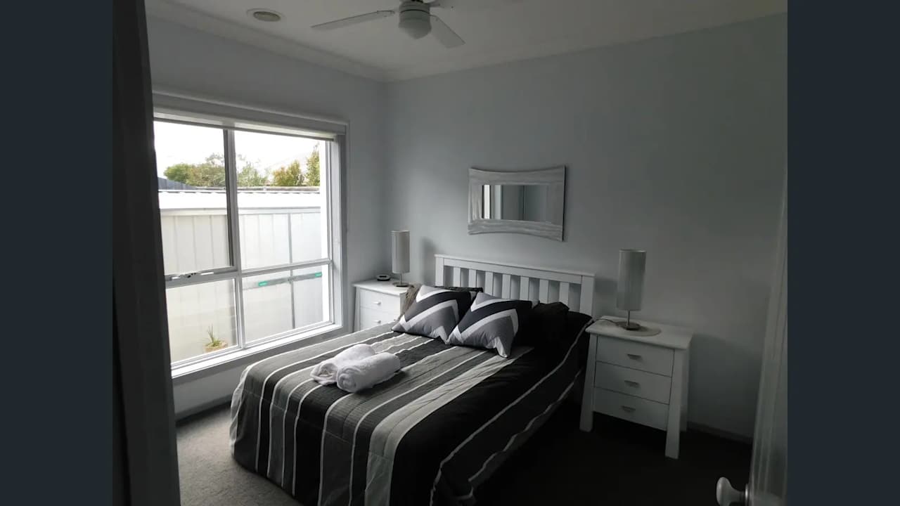 Room in a share house