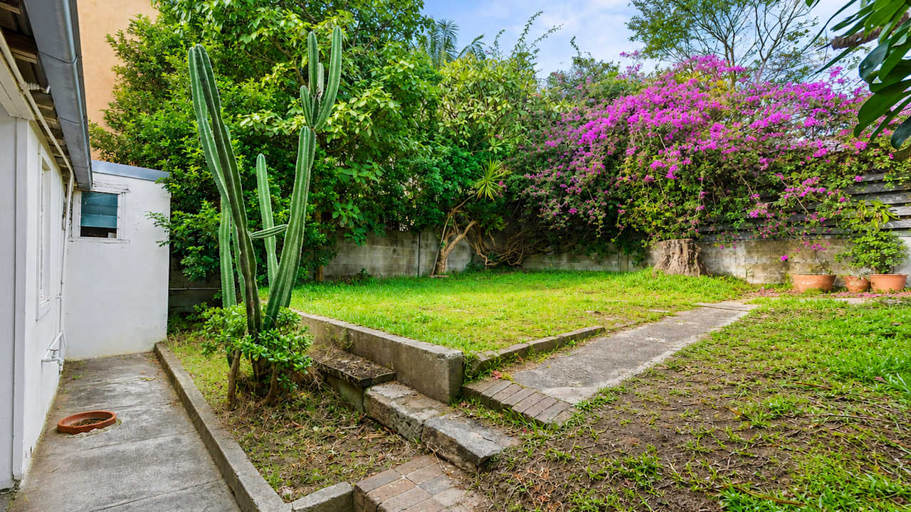 Furnished room granny flat for rent