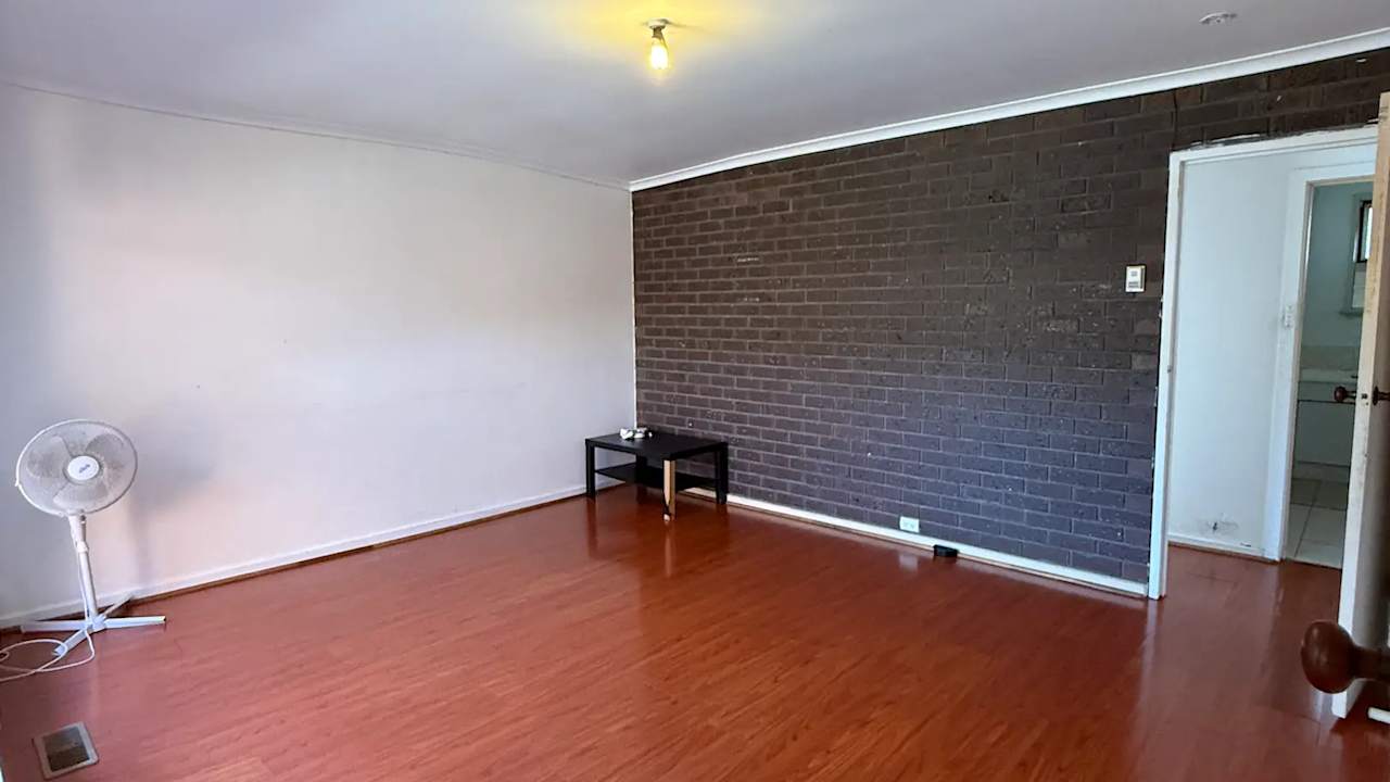 Whole property with 3 rooms for rent