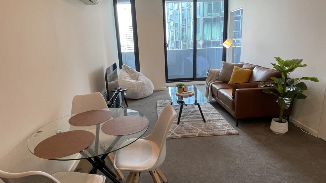 Furnished room with own bathroom