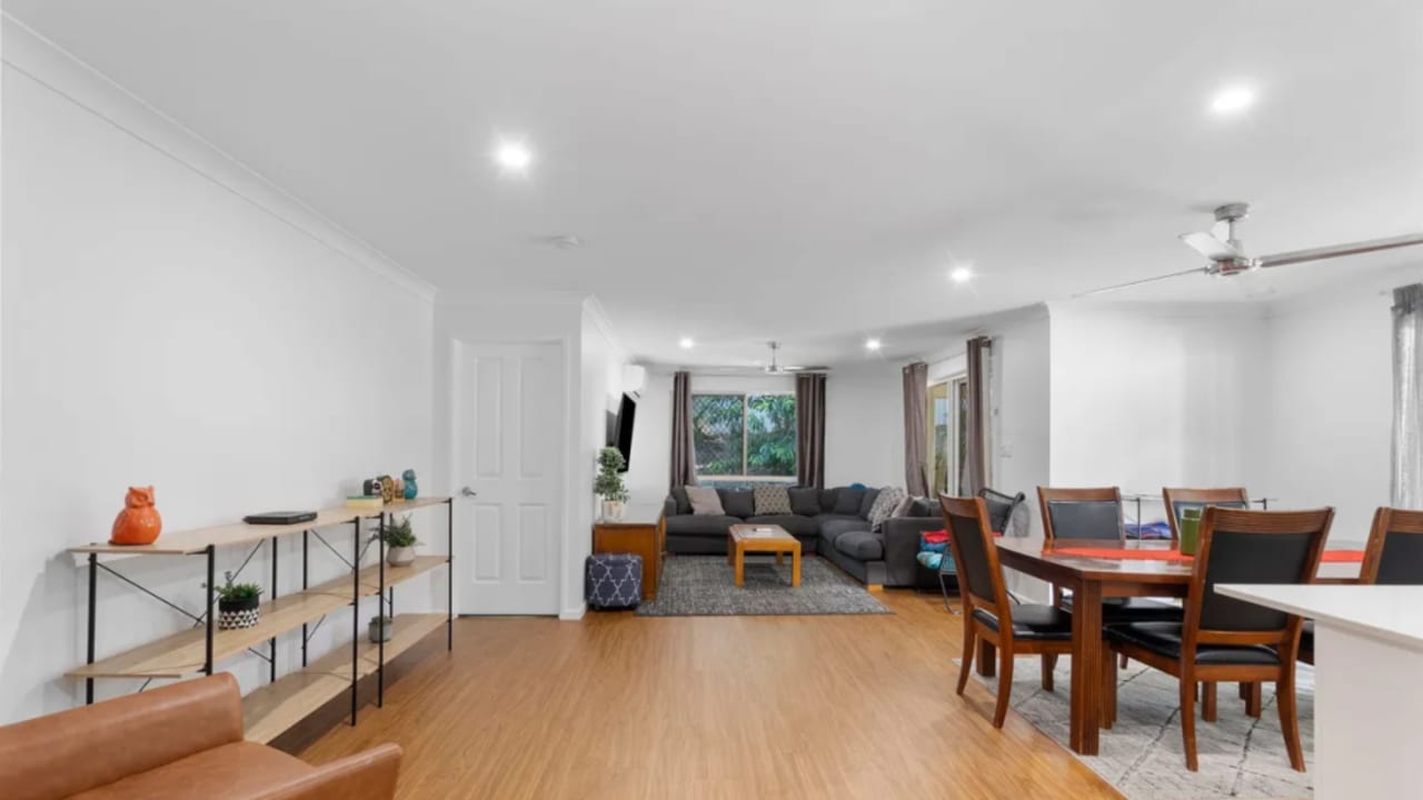 Unfurnished room in a share house