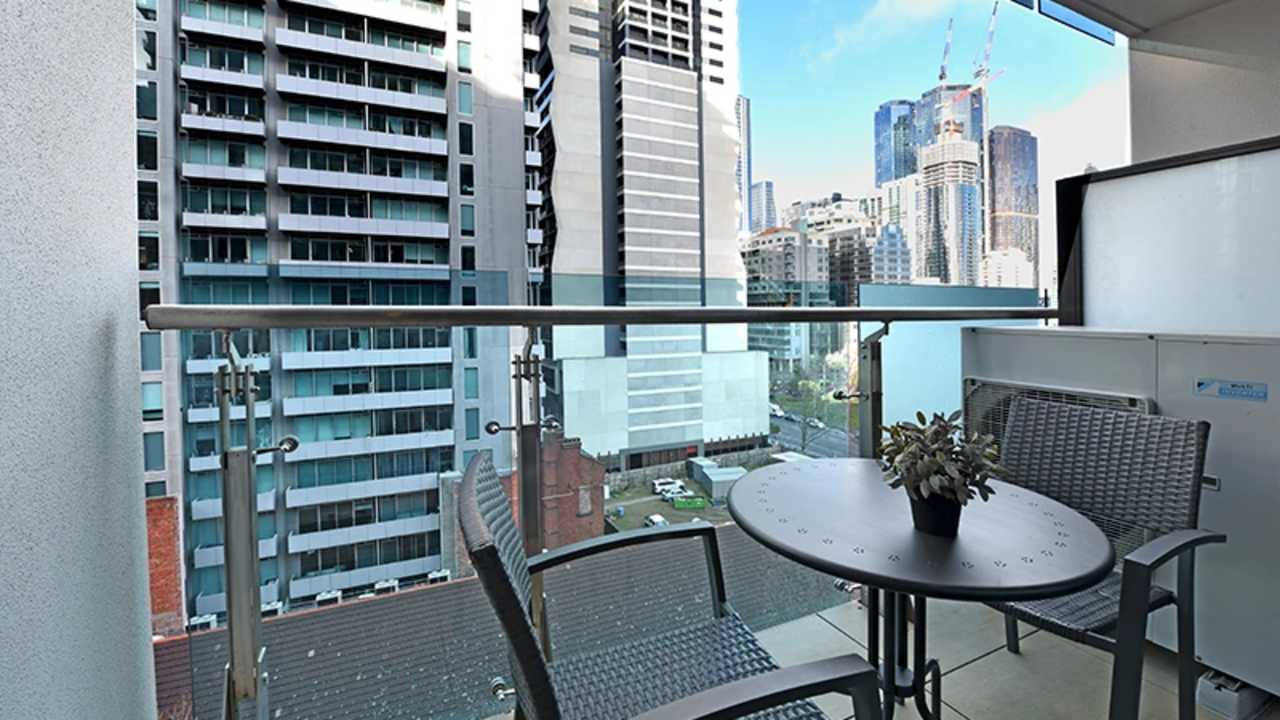 Whole property with 2 rooms for rent