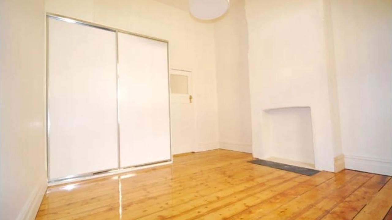 Unfurnished room in a share house