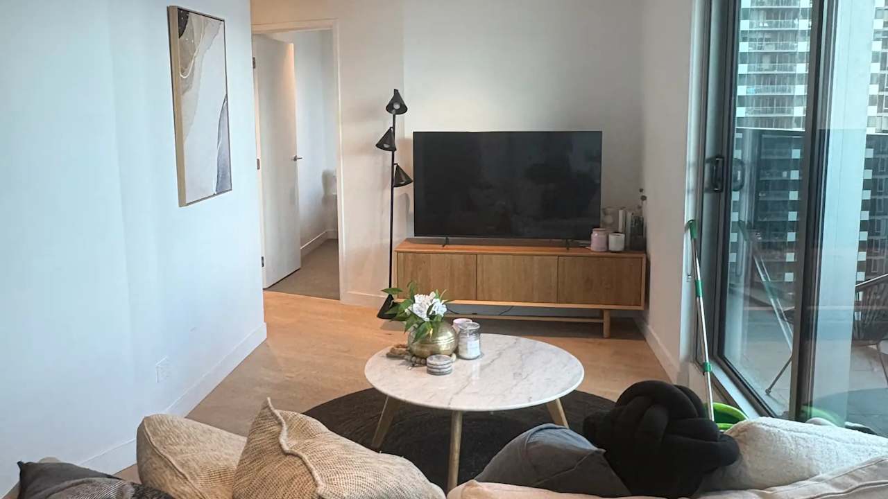 Whole property with 2 rooms for rent