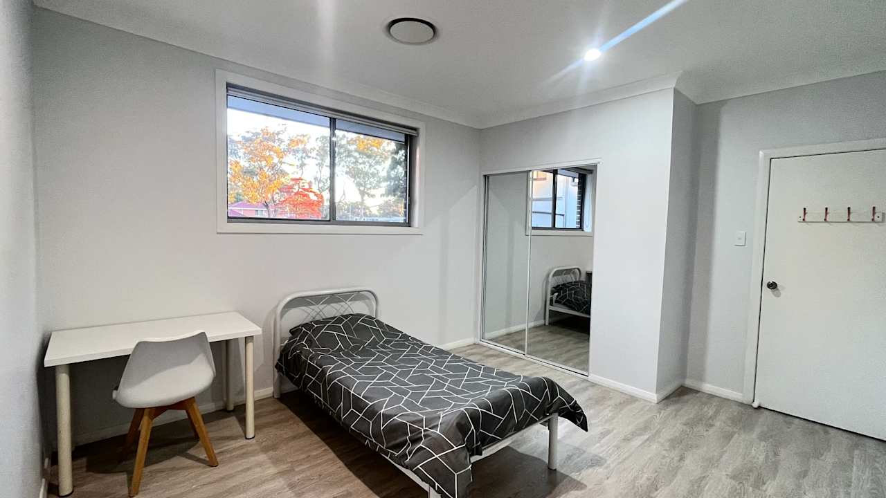 Furnished room in a share house