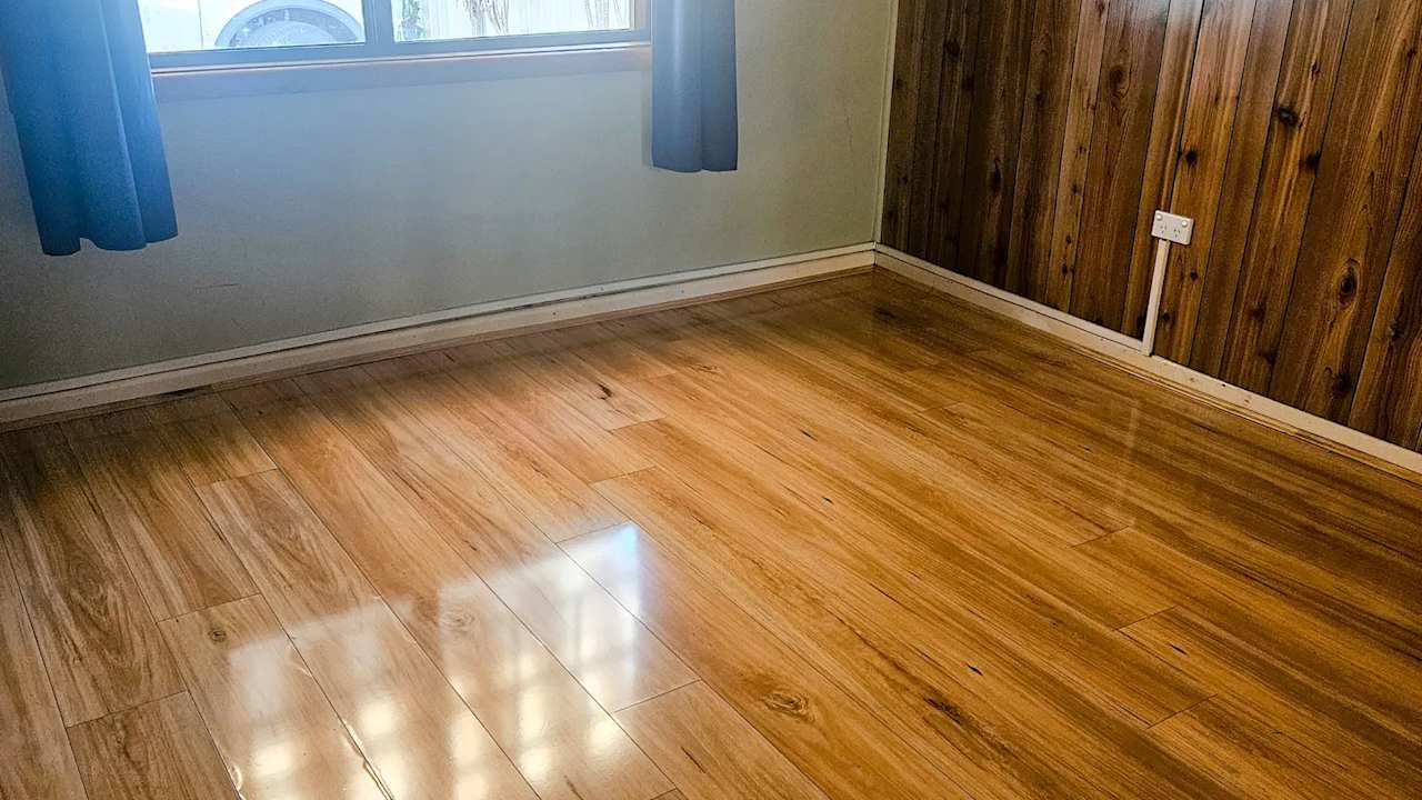 Unfurnished room in a share house