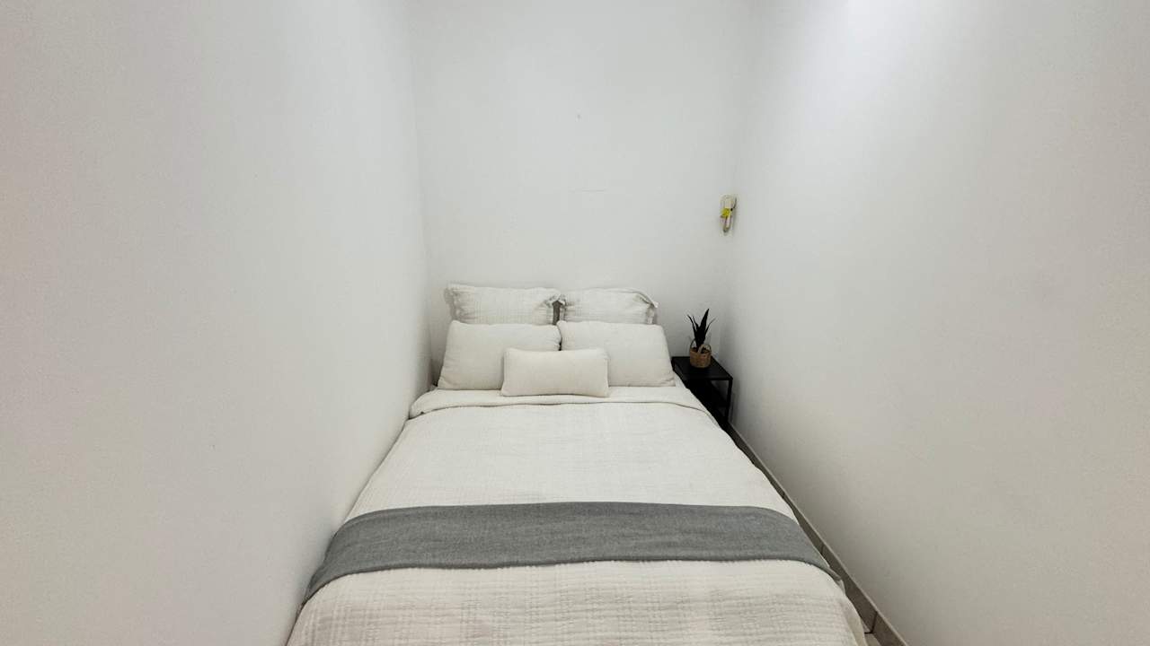 Furnished room studio flat for rent