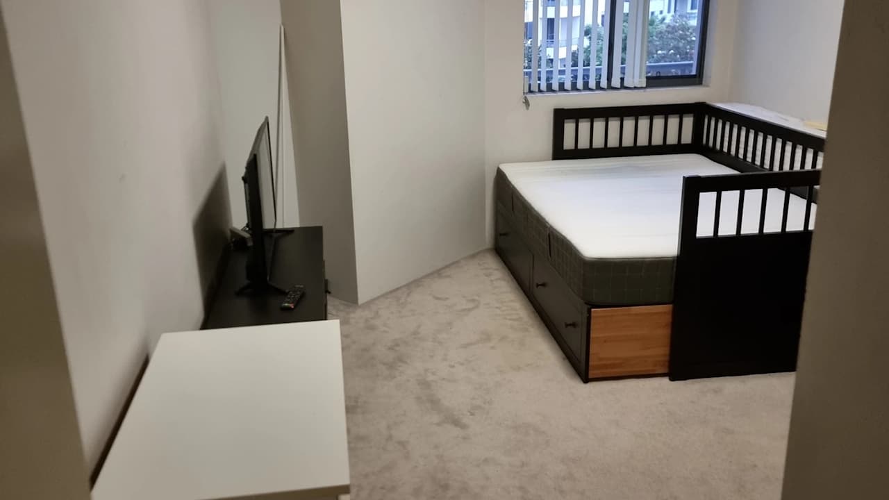Furnished room with own bathroom